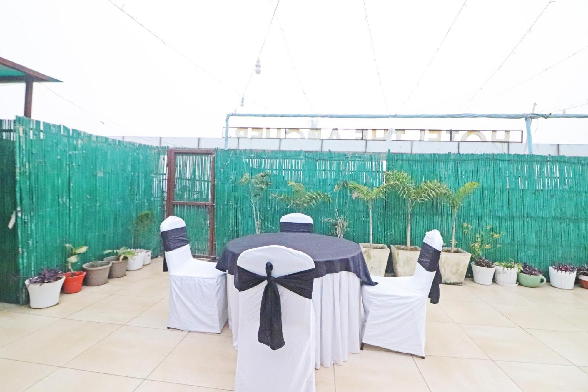 Hotel The Archer Artemis Hospital Road Sector 52 Gurgaon Exterior foto