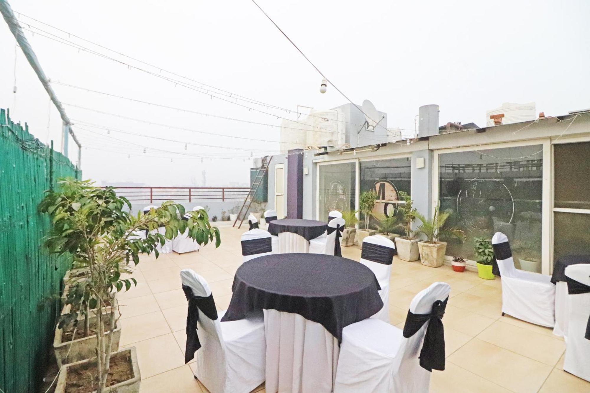 Hotel The Archer Artemis Hospital Road Sector 52 Gurgaon Exterior foto